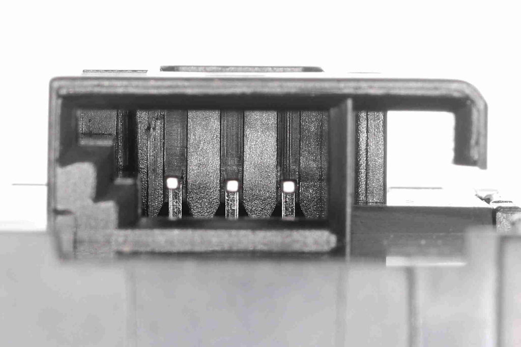 TESLA Model 3 5YJ3 Switch, window regulator - V58-73-0017 VEMO